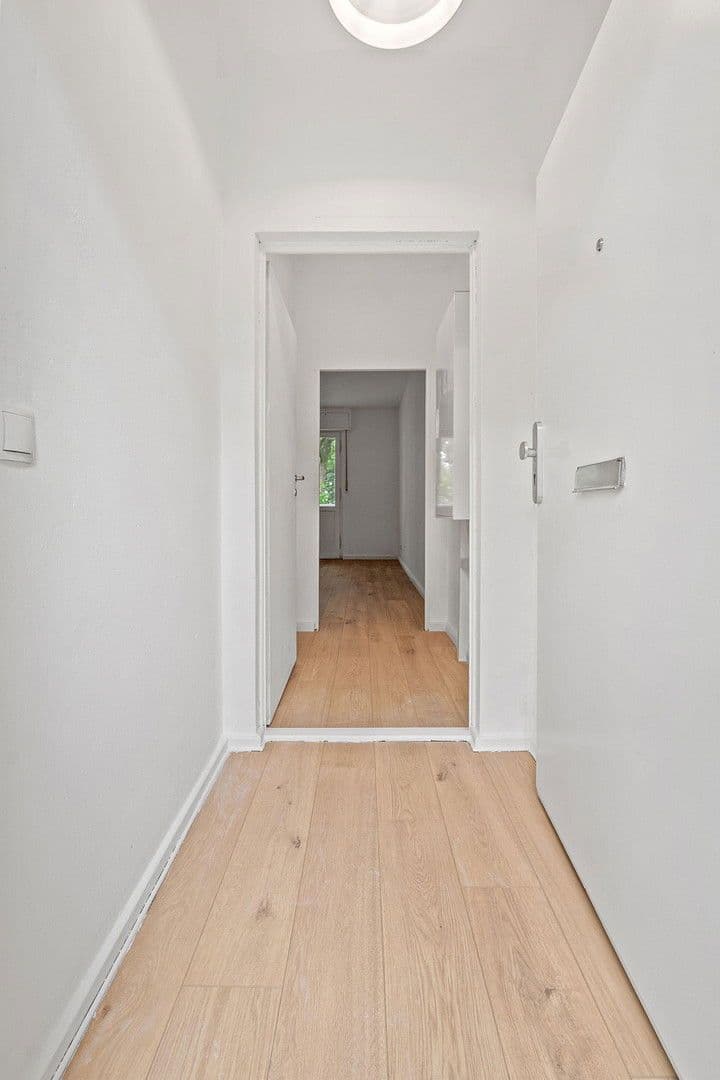 Predaj bytu 1-izbový 34 m², Berlin, Berlín Predaj bytu 1-izbový 34 m², Berlin, Berlín