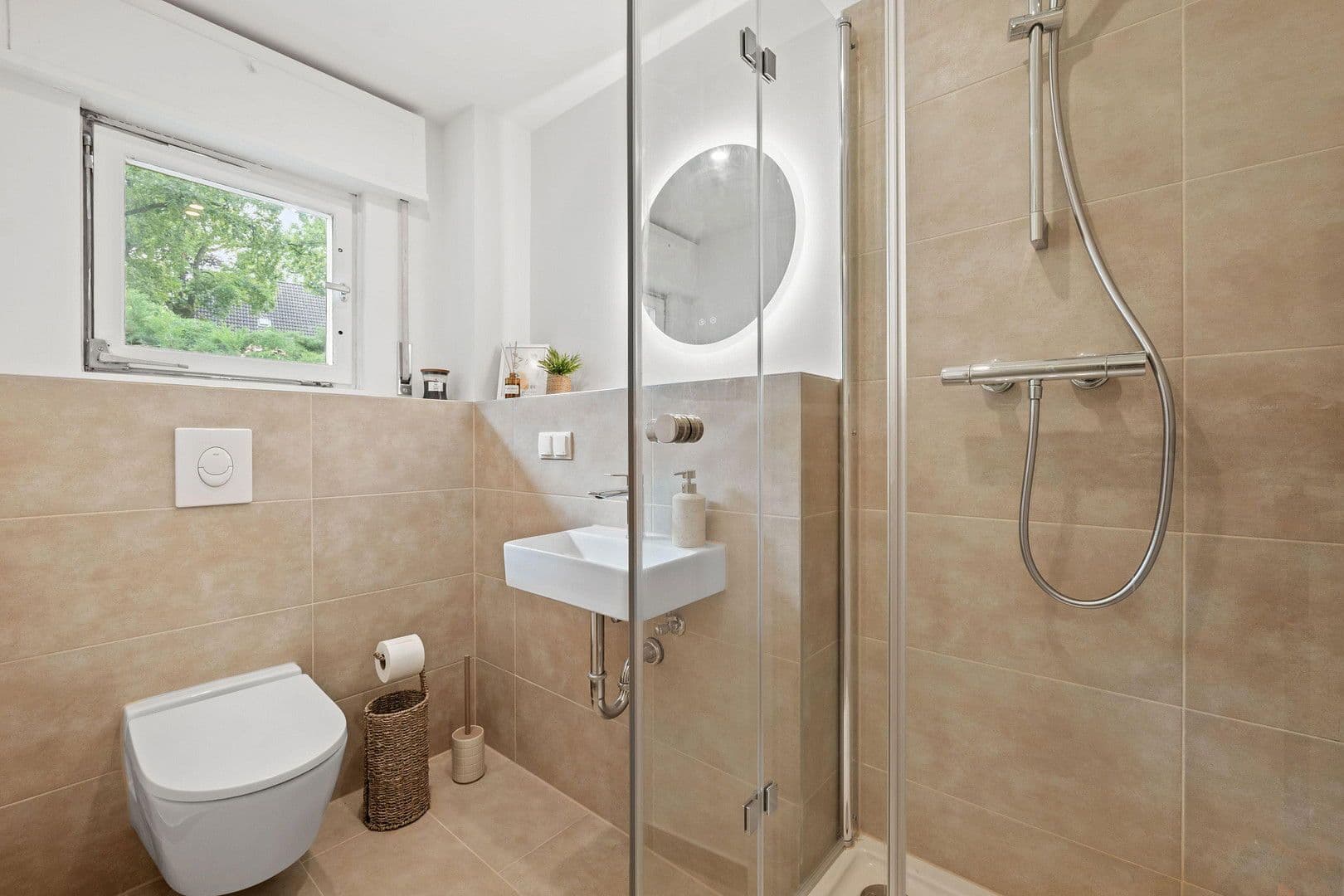 Predaj bytu 1-izbový 34 m², Berlin, Berlín Predaj bytu 1-izbový 34 m², Berlin, Berlín