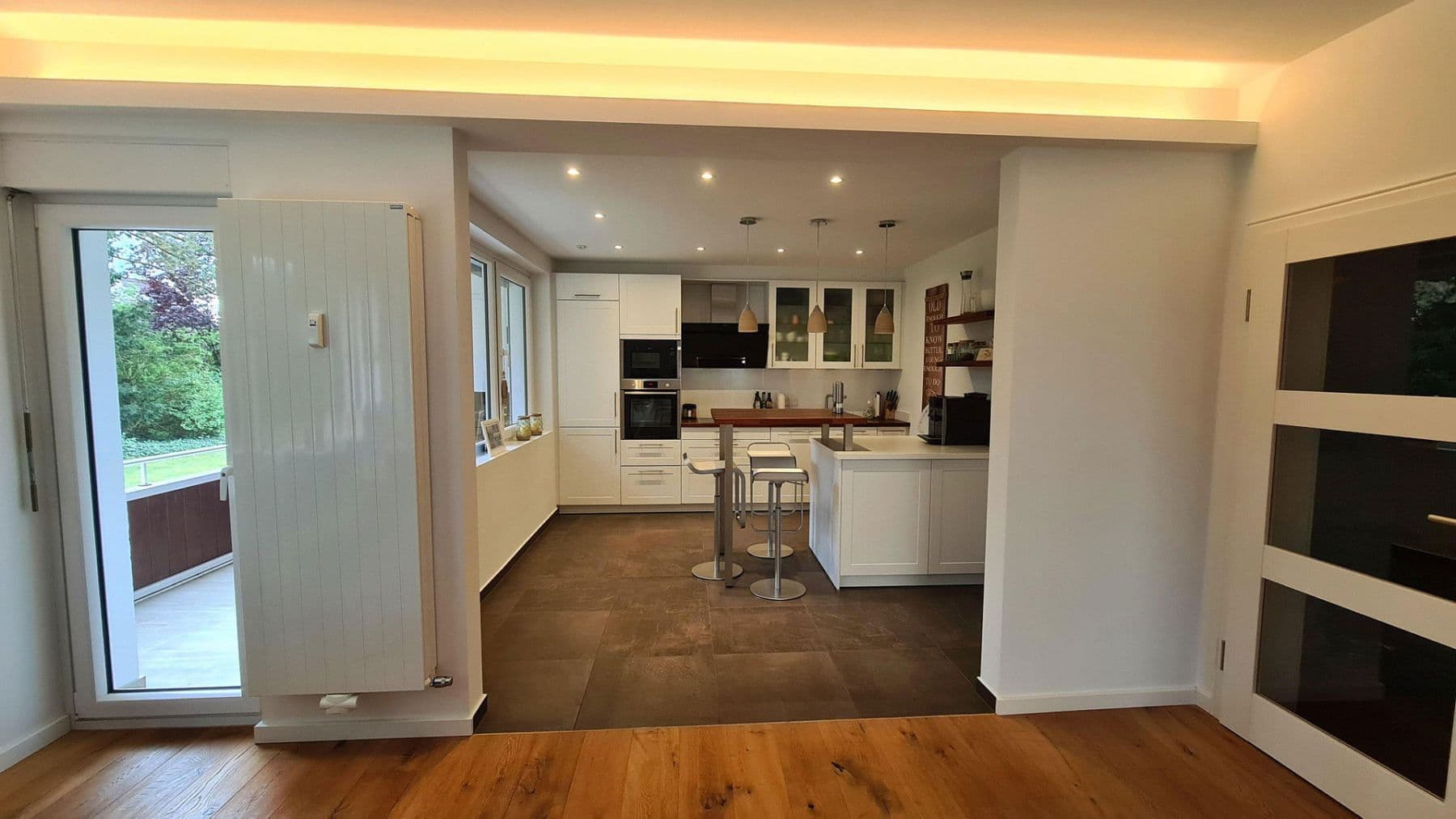 Predaj bytu 3-izbový 100 m², Krasseltweg 54, Hannover, Dolné Sasko Predaj bytu 3-izbový 100 m², Krasseltweg 54, Hannover, Dolné Sasko