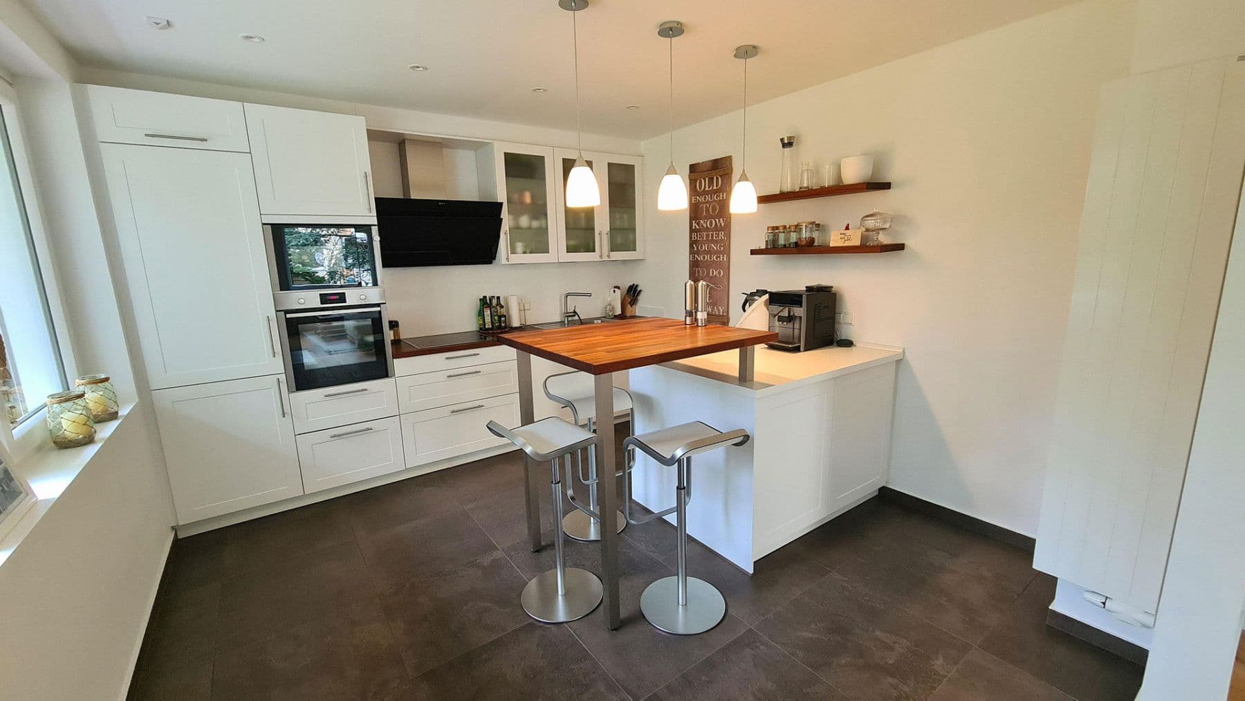 Predaj bytu 3-izbový 100 m², Krasseltweg 54, Hannover, Dolné Sasko Predaj bytu 3-izbový 100 m², Krasseltweg 54, Hannover, Dolné Sasko