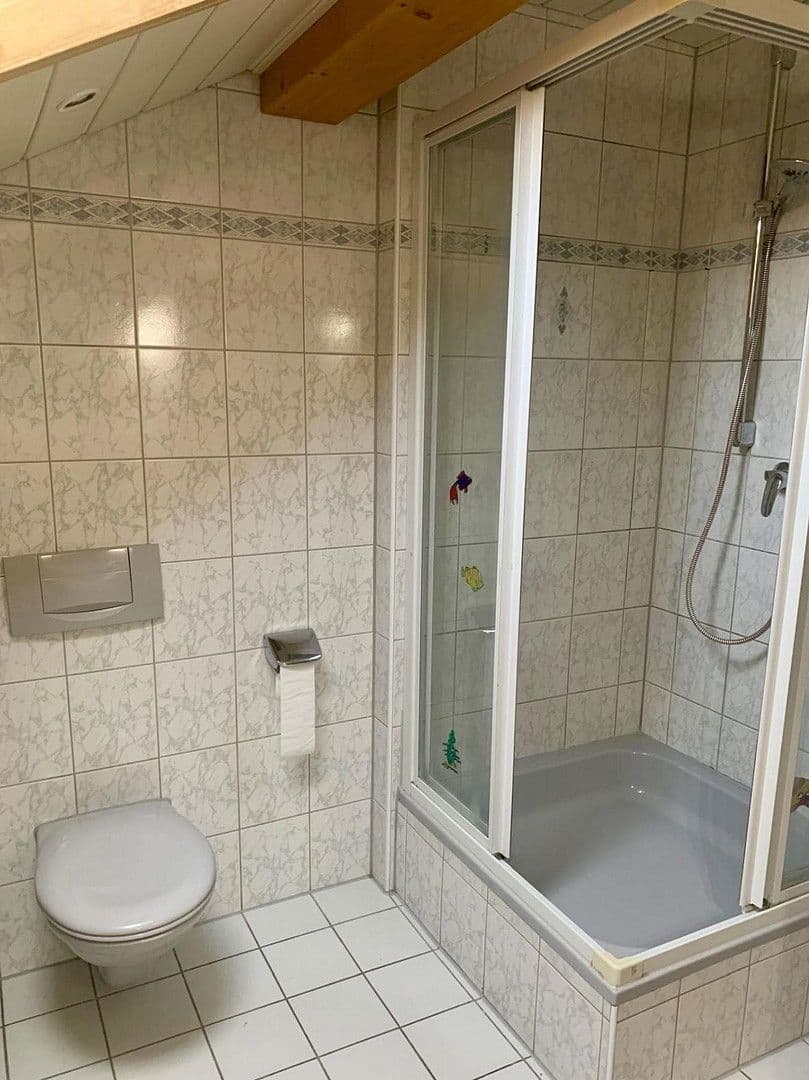 Predaj domu 260 m², pozemek 580 m², Eiselfing, Bavorsko Predaj domu 260 m², pozemek 580 m², Eiselfing, Bavorsko