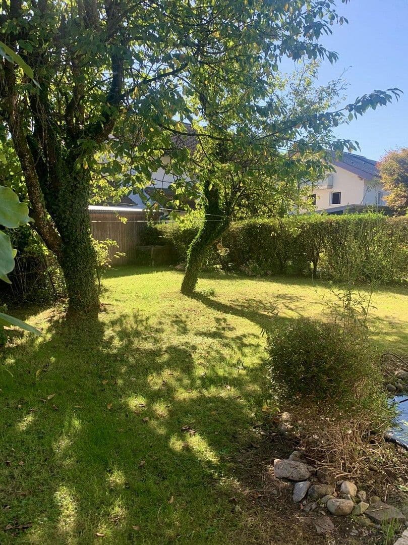 Predaj domu 260 m², pozemek 580 m², Eiselfing, Bavorsko Predaj domu 260 m², pozemek 580 m², Eiselfing, Bavorsko