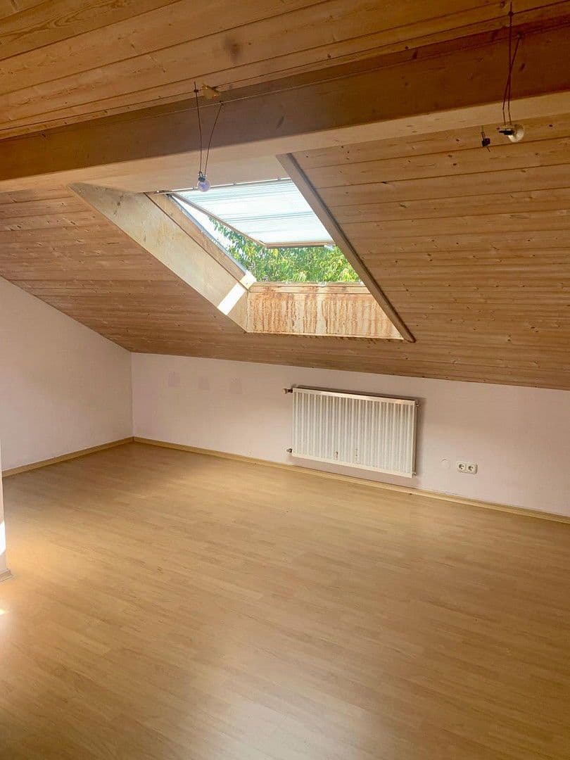 Predaj domu 260 m², pozemek 580 m², Eiselfing, Bavorsko Predaj domu 260 m², pozemek 580 m², Eiselfing, Bavorsko