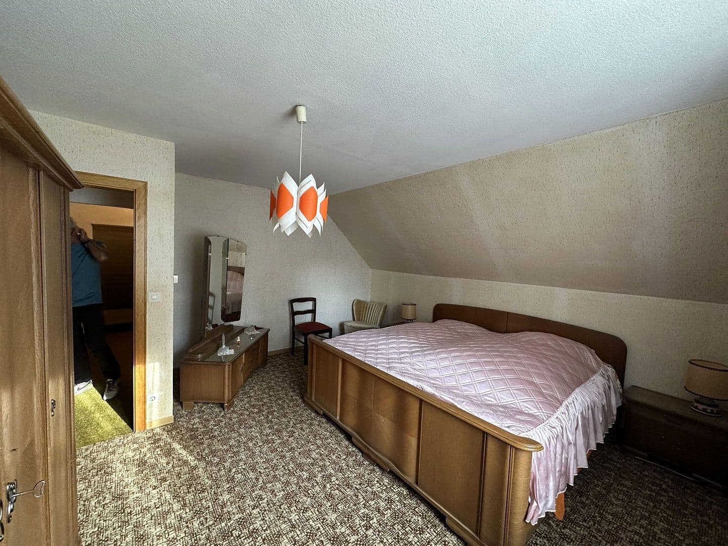 Predaj domu 144 m², pozemek 3.000 m², Brockum, Dolné Sasko Predaj domu 144 m², pozemek 3.000 m², Brockum, Dolné Sasko