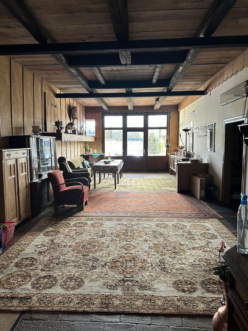 Predaj domu 144 m², pozemek 3.000 m², Brockum, Dolné Sasko Predaj domu 144 m², pozemek 3.000 m², Brockum, Dolné Sasko