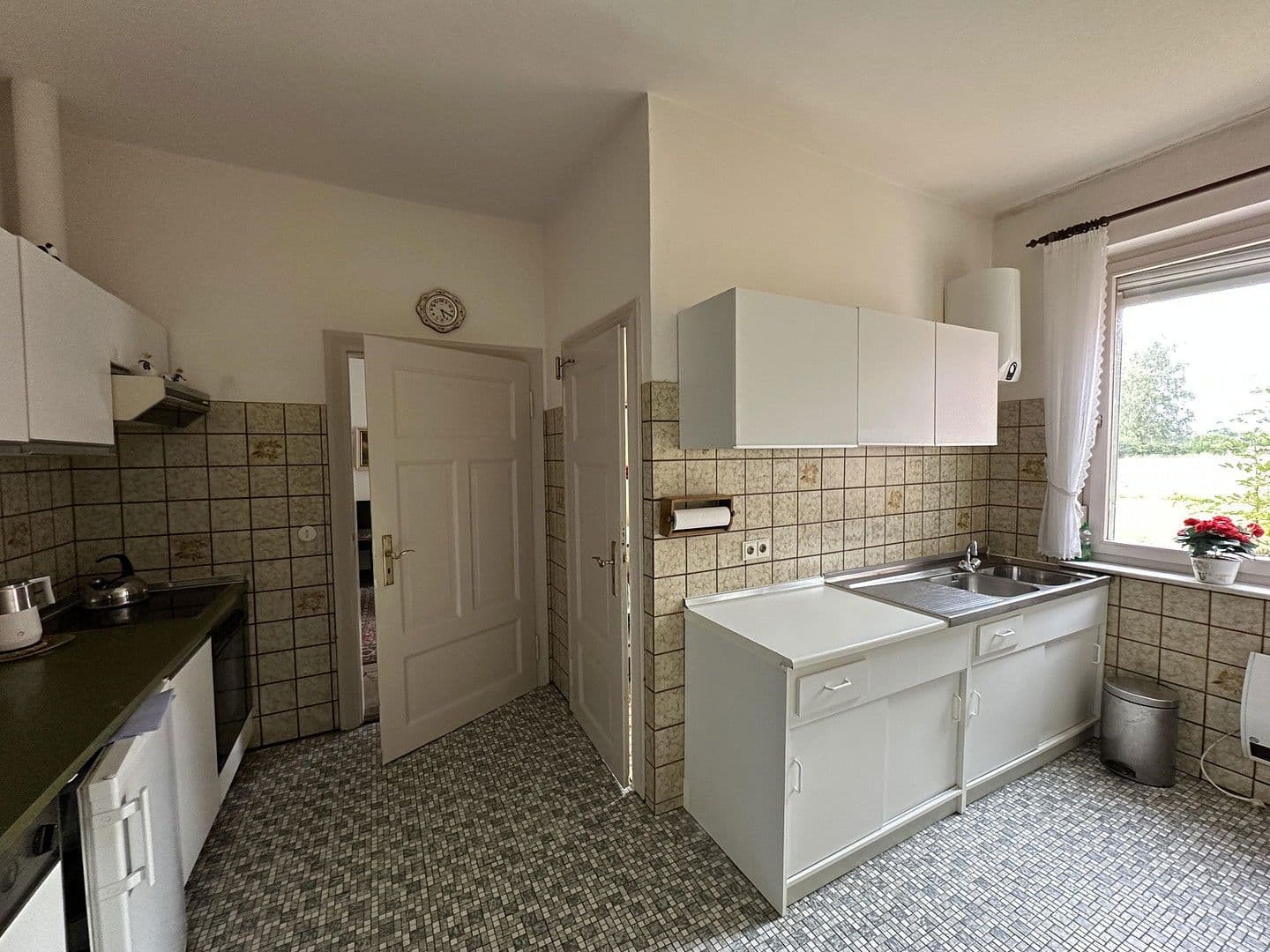 Predaj domu 144 m², pozemek 3.000 m², Brockum, Dolné Sasko Predaj domu 144 m², pozemek 3.000 m², Brockum, Dolné Sasko