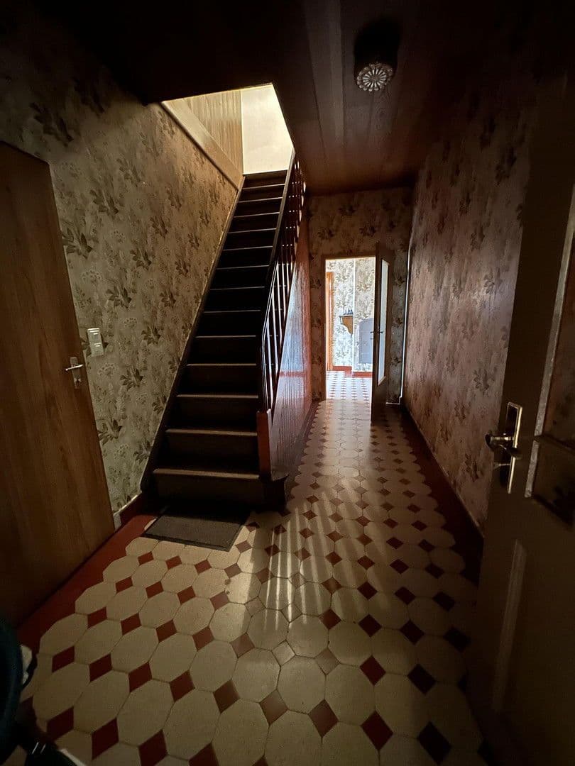 Predaj domu 144 m², pozemek 3.000 m², Brockum, Dolné Sasko Predaj domu 144 m², pozemek 3.000 m², Brockum, Dolné Sasko