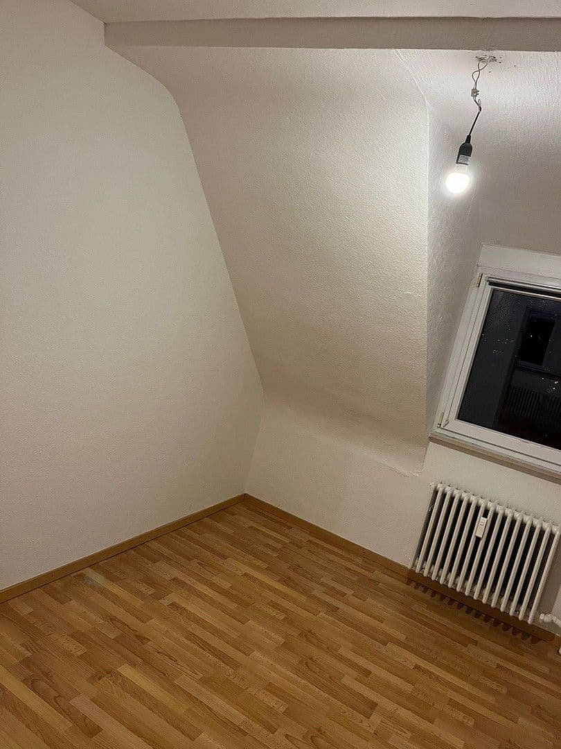 Predaj bytu 4-izbový 77 m², Saarbrücken, Sársko Predaj bytu 4-izbový 77 m², Saarbrücken, Sársko