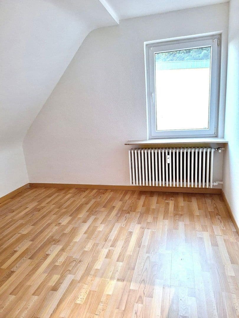 Predaj bytu 4-izbový 77 m², Saarbrücken, Sársko Predaj bytu 4-izbový 77 m², Saarbrücken, Sársko