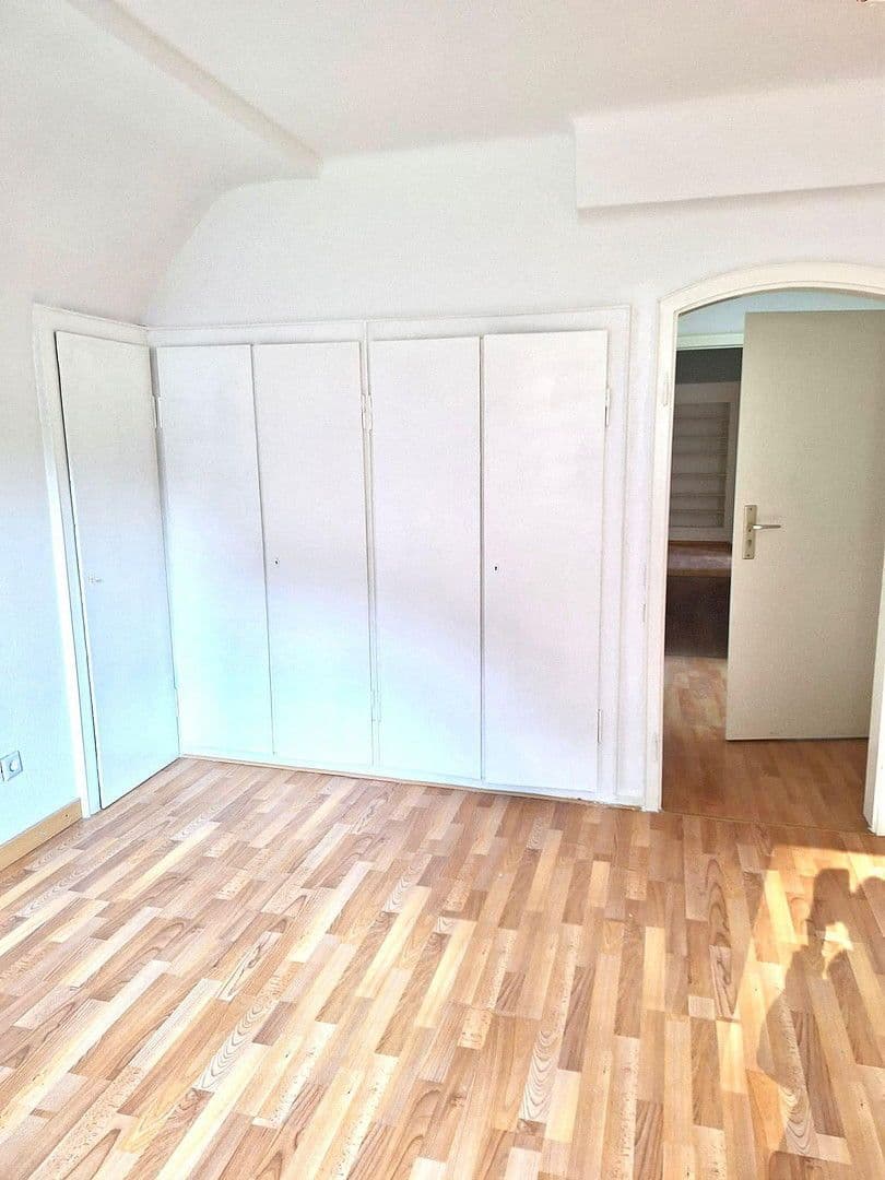 Predaj bytu 4-izbový 77 m², Saarbrücken, Sársko Predaj bytu 4-izbový 77 m², Saarbrücken, Sársko