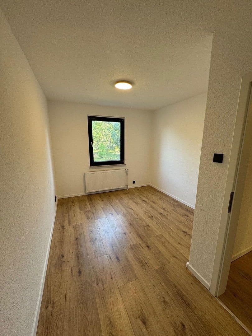 Predaj domu 117 m², pozemek 433 m², Am Kirschbaum 51, Moenchengladbach, Severné Porýnie - Westfálsko Predaj domu 117 m², pozemek 433 m², Am Kirschbaum 51, Moenchengladbach, Severné Porýnie - Westfálsko