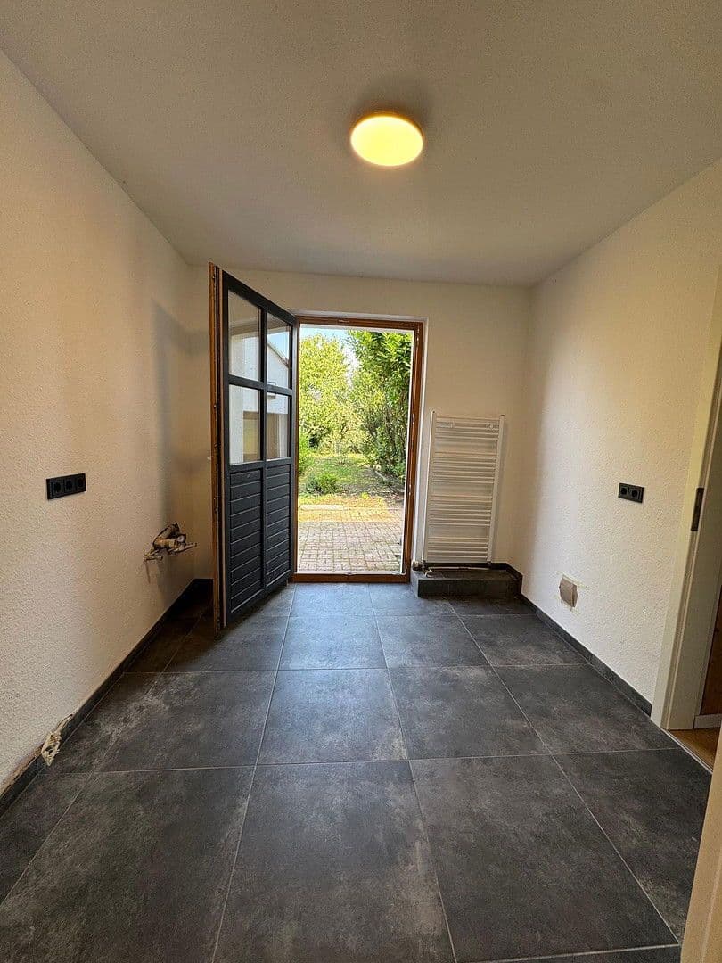 Predaj domu 117 m², pozemek 433 m², Am Kirschbaum 51, Moenchengladbach, Severné Porýnie - Westfálsko Predaj domu 117 m², pozemek 433 m², Am Kirschbaum 51, Moenchengladbach, Severné Porýnie - Westfálsko