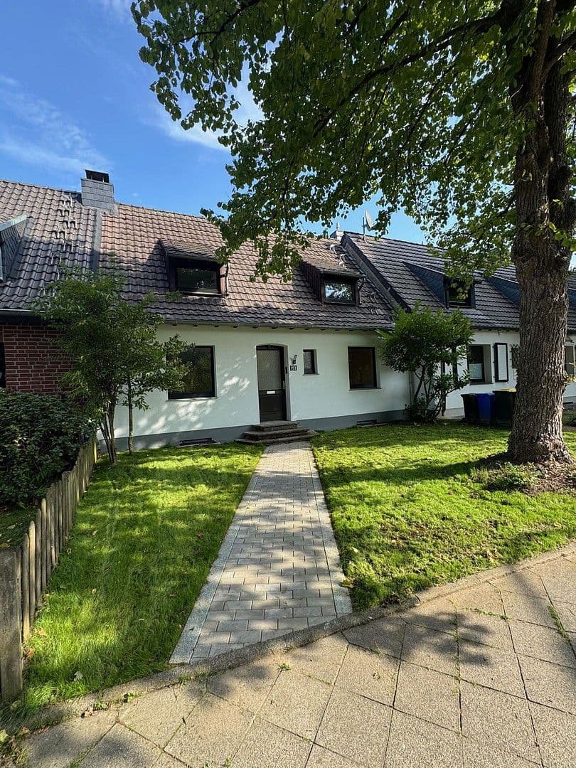 Predaj domu 117 m², pozemek 433 m², Am Kirschbaum 51, Moenchengladbach, Severné Porýnie - Westfálsko Predaj domu 117 m², pozemek 433 m², Am Kirschbaum 51, Moenchengladbach, Severné Porýnie - Westfálsko