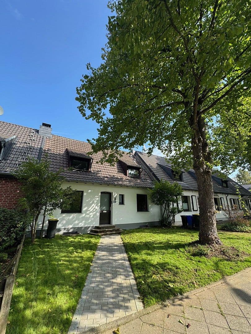 Predaj domu 117 m², pozemek 433 m², Am Kirschbaum 51, Moenchengladbach, Severné Porýnie - Westfálsko Predaj domu 117 m², pozemek 433 m², Am Kirschbaum 51, Moenchengladbach, Severné Porýnie - Westfálsko