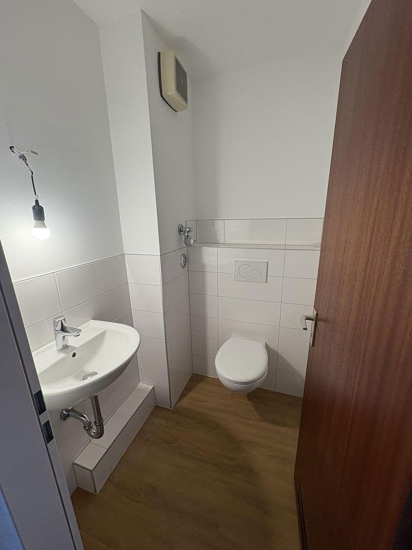 Prenájom bytu 3-izbový 86 m², Deutsche Str. 131, Dortmund, Severné Porýnie - Westfálsko Prenájom bytu 3-izbový 86 m², Deutsche Str. 131, Dortmund, Severné Porýnie - Westfálsko