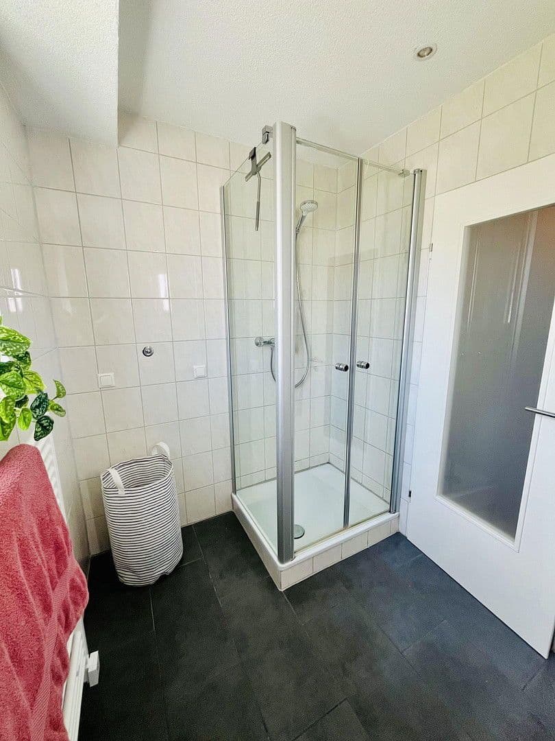 Predaj bytu 3-izbový 72 m², Essen, Severné Porýnie - Westfálsko Predaj bytu 3-izbový 72 m², Essen, Severné Porýnie - Westfálsko