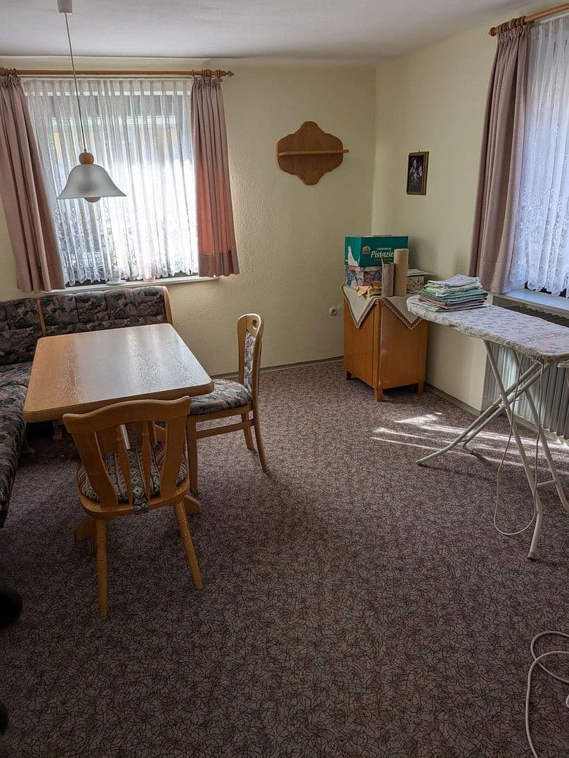 Predaj domu 146 m², pozemek 660 m², Egerer Straße 51, Waldsassen, Bavorsko Predaj domu 146 m², pozemek 660 m², Egerer Straße 51, Waldsassen, Bavorsko