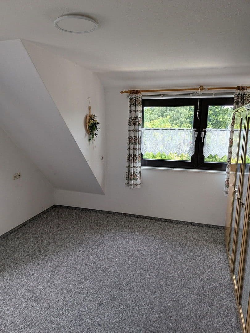 Predaj domu 146 m², pozemek 660 m², Egerer Straße 51, Waldsassen, Bavorsko Predaj domu 146 m², pozemek 660 m², Egerer Straße 51, Waldsassen, Bavorsko