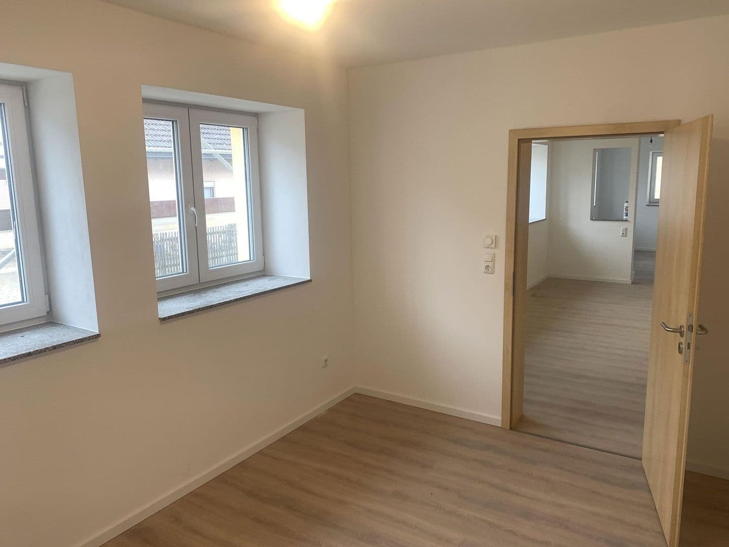 Prenájom bytu 3-izbový 110 m², Rügland, Bavorsko Prenájom bytu 3-izbový 110 m², Rügland, Bavorsko