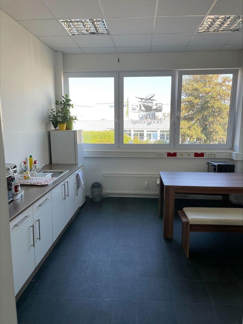 Prenájom kancelárie 35 m², Heßlingsweg 71, Dortmund, Severné Porýnie - Westfálsko Prenájom kancelárie 35 m², Heßlingsweg 71, Dortmund, Severné Porýnie - Westfálsko