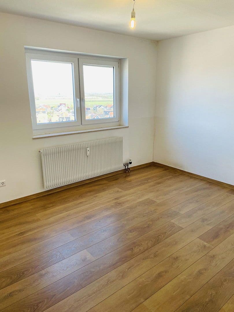 Predaj bytu 3-izbový 87 m², Neuenburg am Rhein, Bádensko-Wurttembersko Predaj bytu 3-izbový 87 m², Neuenburg am Rhein, Bádensko-Wurttembersko