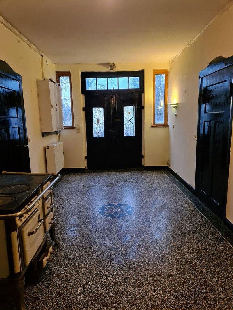 Predaj domu 540 m², pozemek 1.706 m², Lemgow, Dolné Sasko Predaj domu 540 m², pozemek 1.706 m², Lemgow, Dolné Sasko