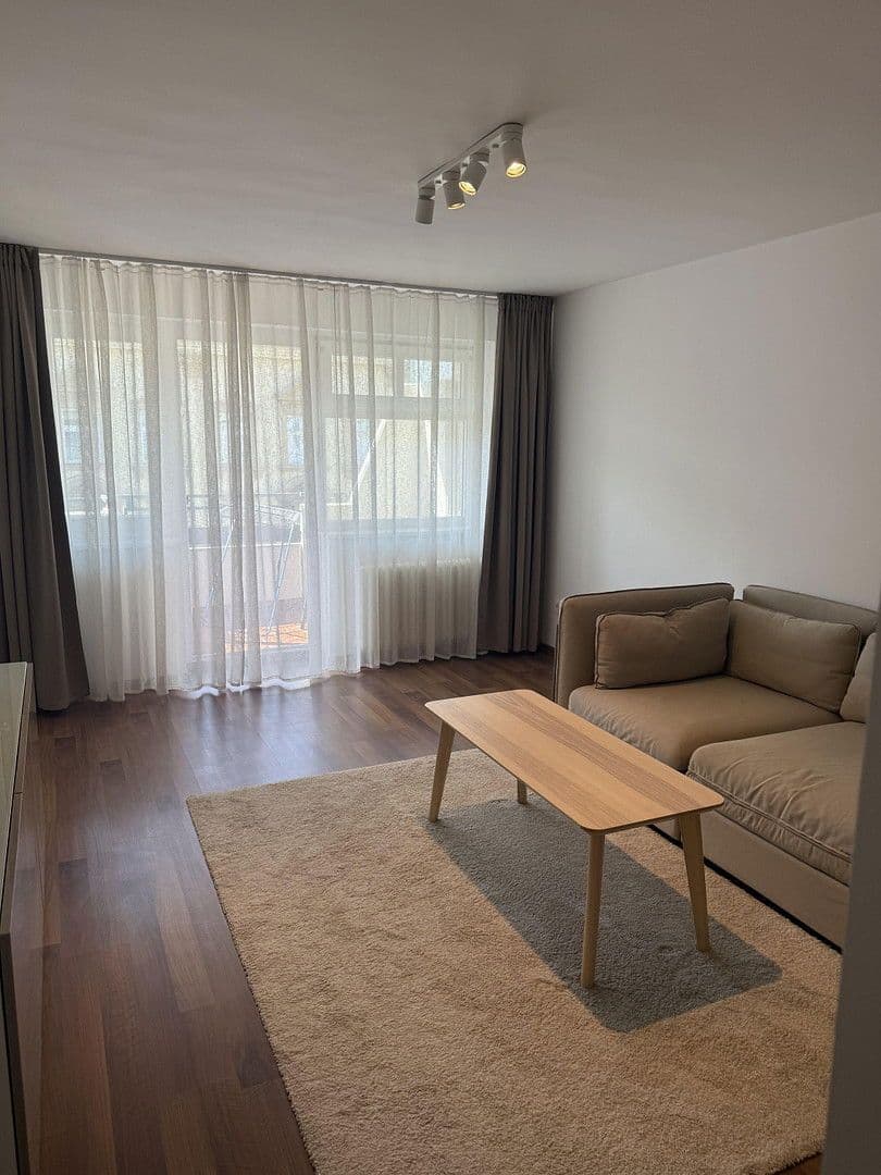 Prenájom bytu 1-izbový 46 m², Havelberger Str. 1, Berlin, Berlín Prenájom bytu 1-izbový 46 m², Havelberger Str. 1, Berlin, Berlín