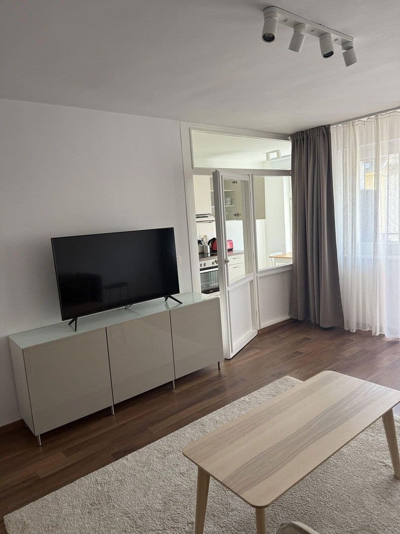 Prenájom bytu 1-izbový 46 m², Havelberger Str. 1, Berlin, Berlín Prenájom bytu 1-izbový 46 m², Havelberger Str. 1, Berlin, Berlín