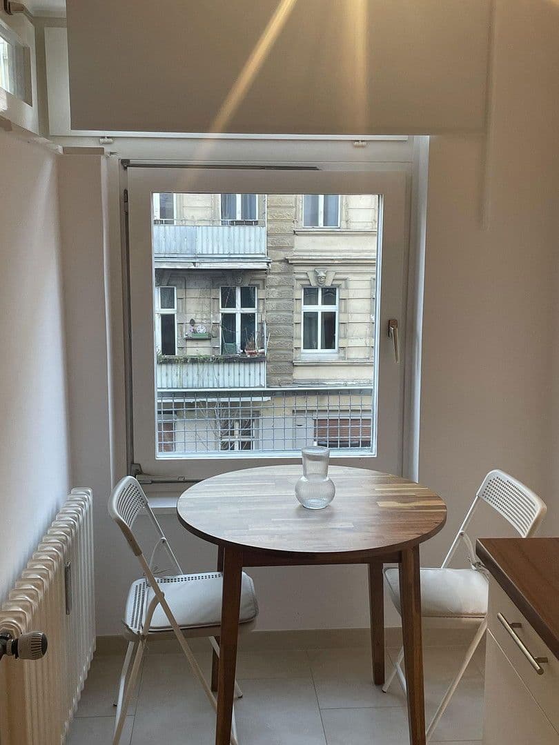 Prenájom bytu 1-izbový 46 m², Havelberger Str. 1, Berlin, Berlín Prenájom bytu 1-izbový 46 m², Havelberger Str. 1, Berlin, Berlín