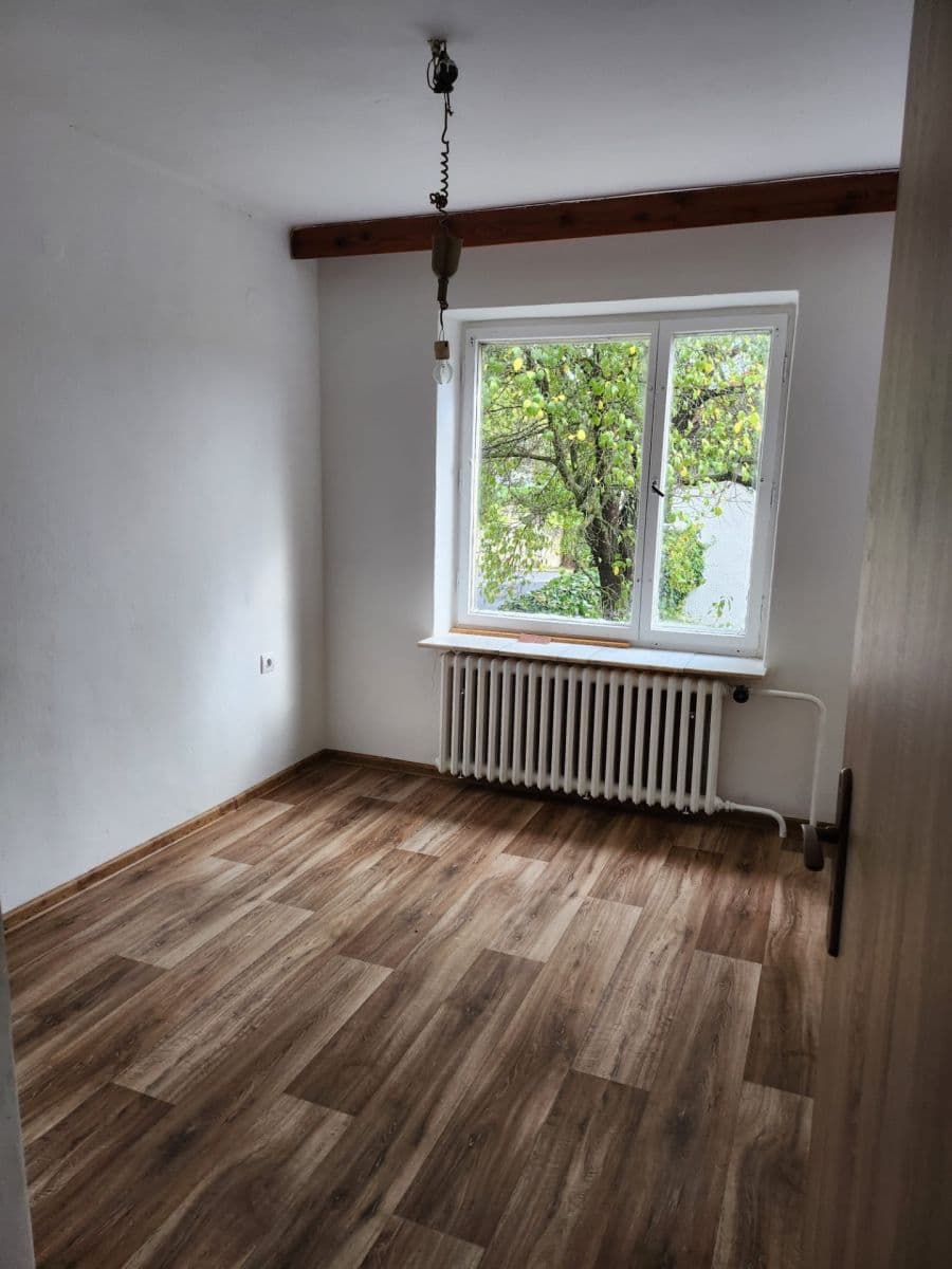 Prenájom domu 130 m², pozemek 900 m², Poľná, Banská Bystrica, Banskobystrický kraj Prenájom domu 130 m², pozemek 900 m², Poľná, Banská Bystrica, Banskobystrický kraj
