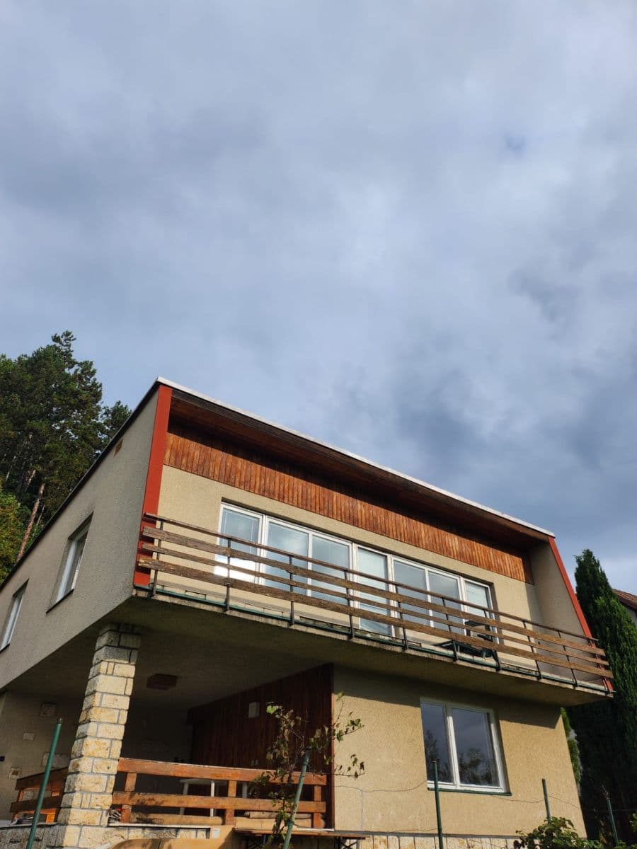 Prenájom domu 130 m², pozemek 900 m², Poľná, Banská Bystrica, Banskobystrický kraj Prenájom domu 130 m², pozemek 900 m², Poľná, Banská Bystrica, Banskobystrický kraj