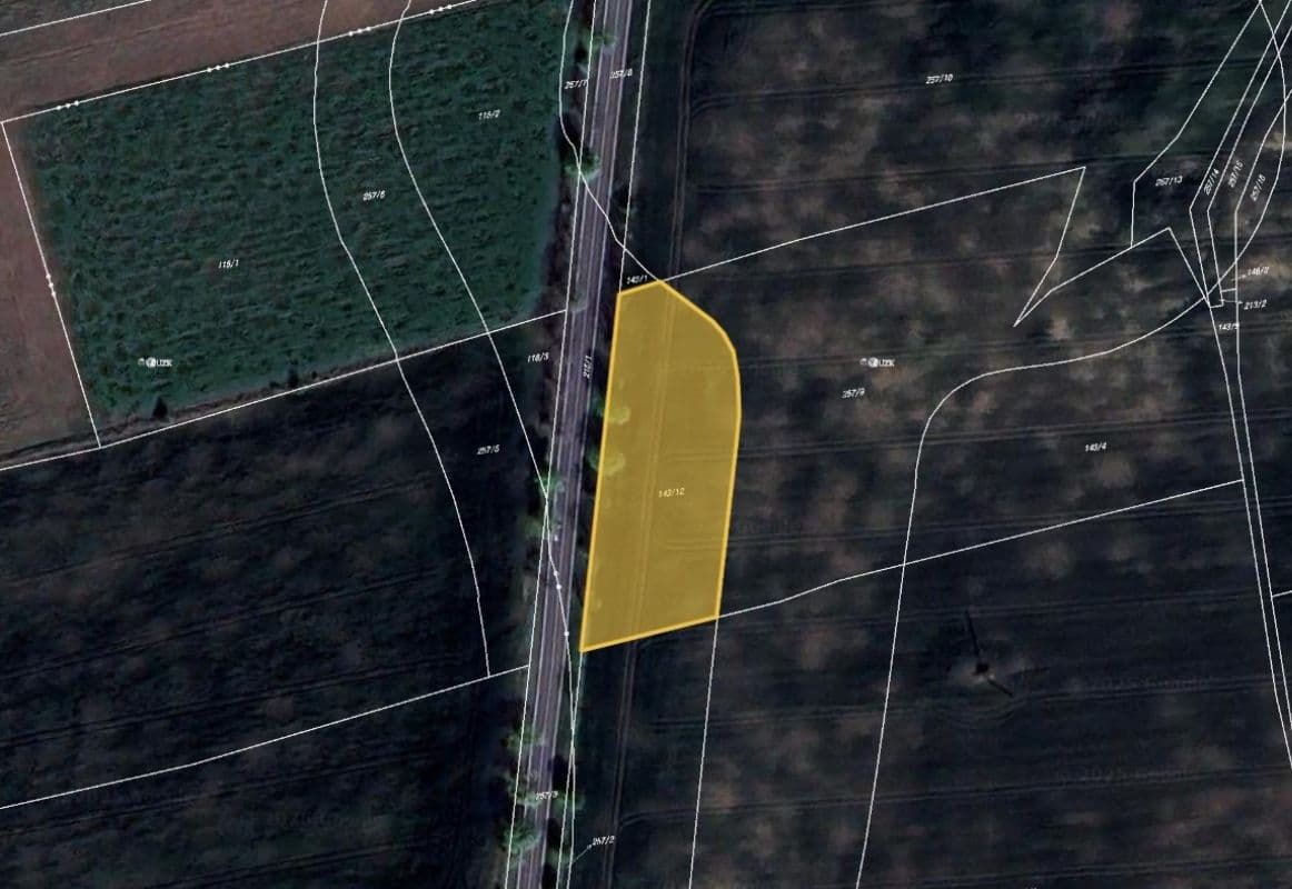 Predaj pozemku 3.200 m², Dolany, Středočeský kraj Predaj pozemku 3.200 m², Dolany, Středočeský kraj