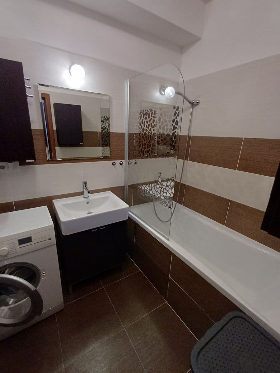 Predaj bytu 1-izbový 40 m², Počernická, Praha, Praha Predaj bytu 1-izbový 40 m², Počernická, Praha, Praha