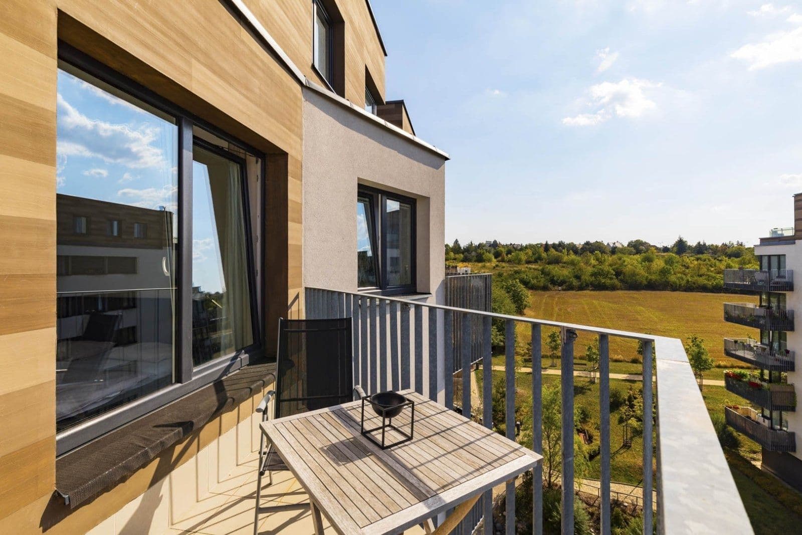 Prenájom bytu 2-izbový 53 m², Hugo Haase, Praha, Praha Prenájom bytu 2-izbový 53 m², Hugo Haase, Praha, Praha