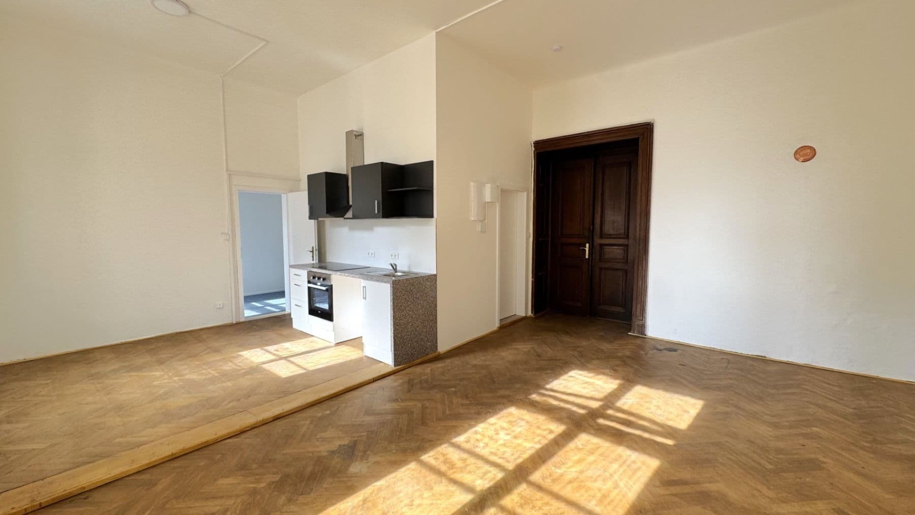 Prenájom bytu 2-izbový 57 m², Žitná, Praha, Praha Prenájom bytu 2-izbový 57 m², Žitná, Praha, Praha