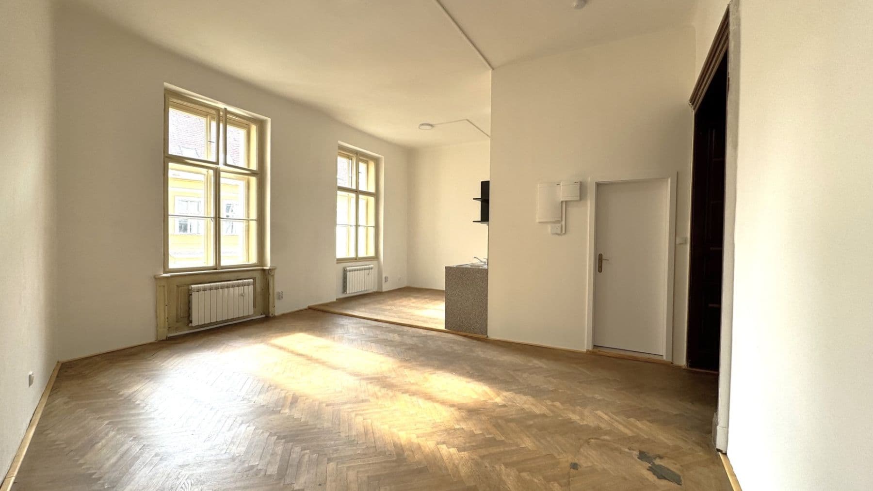 Prenájom bytu 2-izbový 57 m², Žitná, Praha, Praha Prenájom bytu 2-izbový 57 m², Žitná, Praha, Praha