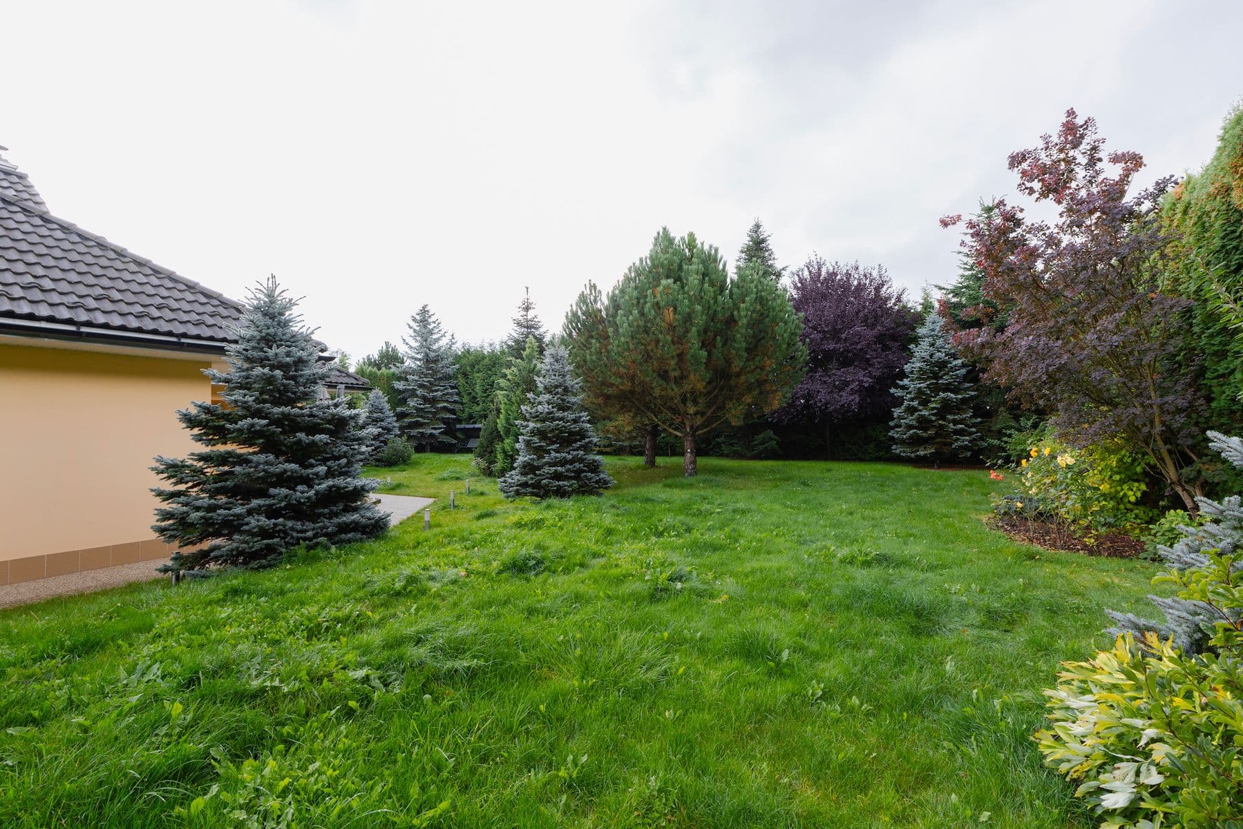 Predaj domu 274 m², pozemek 1.202 m², Karafiátová, Jesenice, Středočeský kraj Predaj domu 274 m², pozemek 1.202 m², Karafiátová, Jesenice, Středočeský kraj