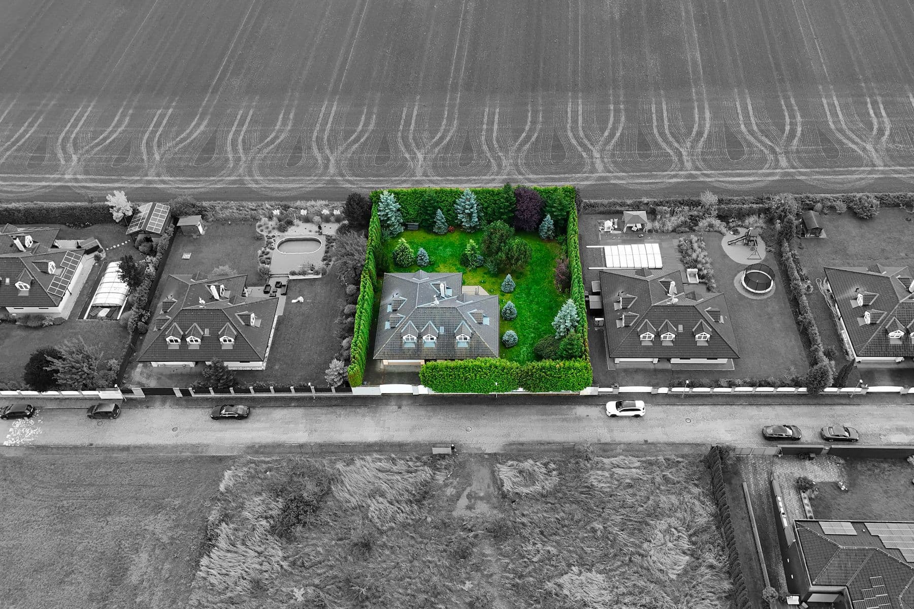 Predaj domu 274 m², pozemek 1.202 m², Karafiátová, Jesenice, Středočeský kraj Predaj domu 274 m², pozemek 1.202 m², Karafiátová, Jesenice, Středočeský kraj