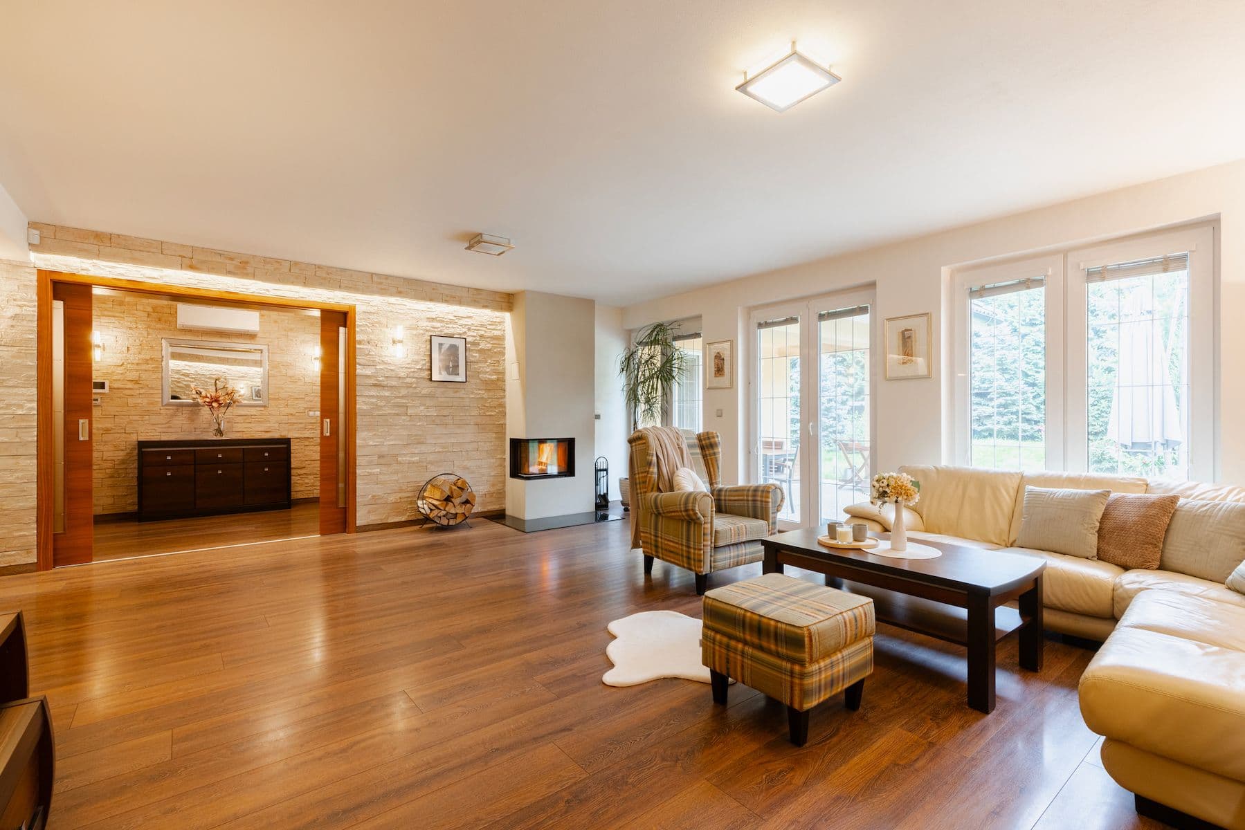 Predaj domu 274 m², pozemek 1.202 m², Karafiátová, Jesenice, Středočeský kraj Predaj domu 274 m², pozemek 1.202 m², Karafiátová, Jesenice, Středočeský kraj