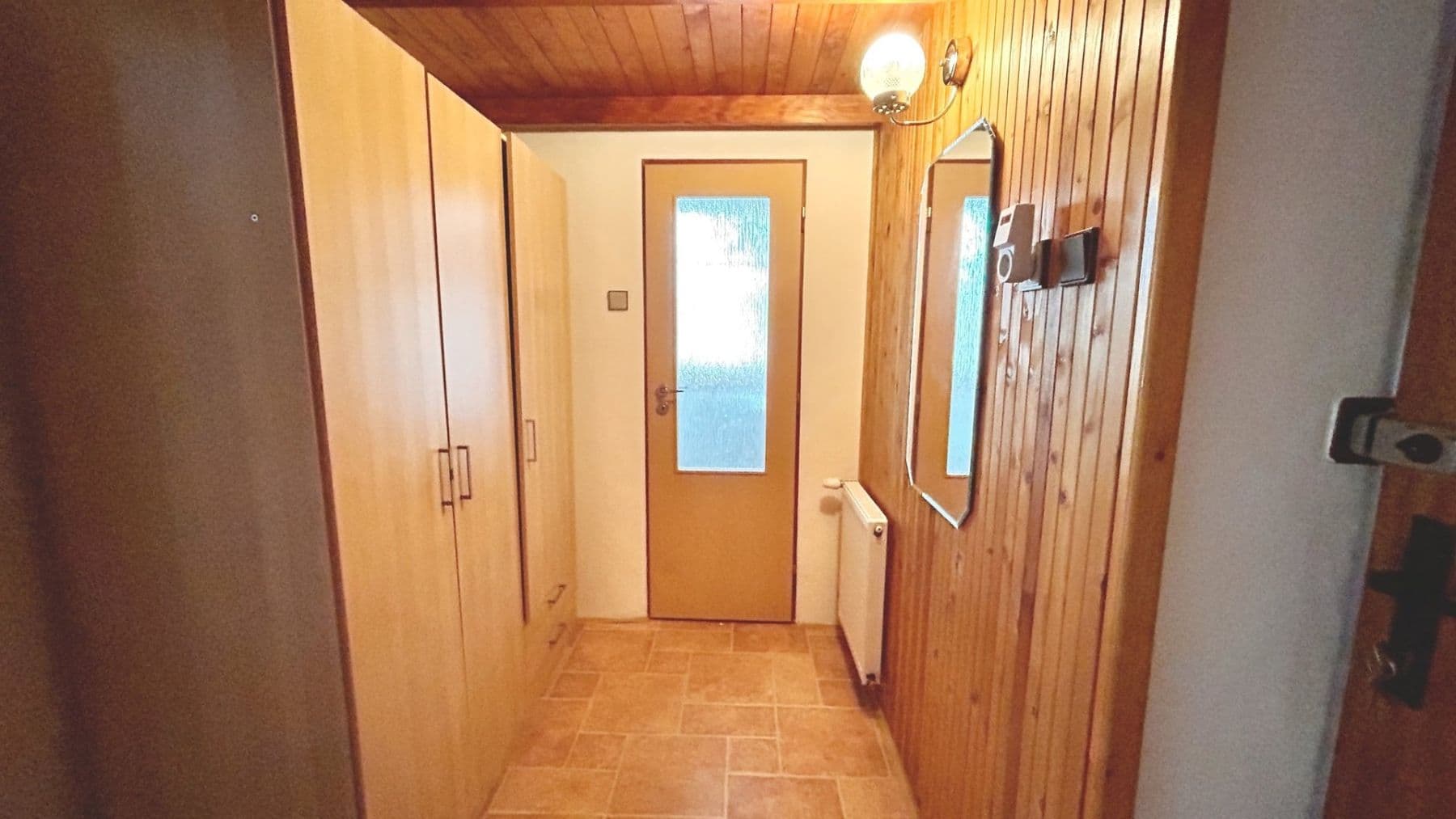 Prenájom bytu 1-izbový 47 m², S. K. Neumanna, Rakovník, Středočeský kraj Prenájom bytu 1-izbový 47 m², S. K. Neumanna, Rakovník, Středočeský kraj