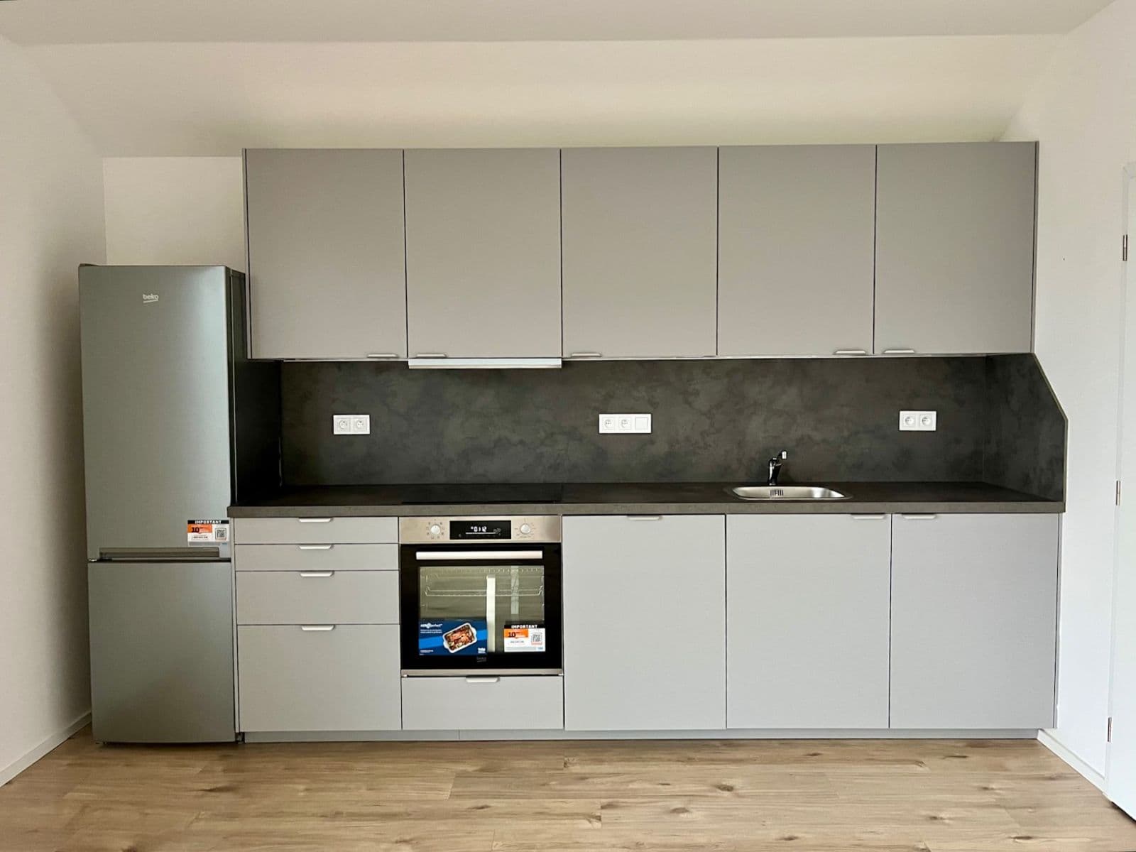 Prenájom bytu 3-izbový 80 m², U nádraží, Mníšek pod Brdy, Středočeský kraj Prenájom bytu 3-izbový 80 m², U nádraží, Mníšek pod Brdy, Středočeský kraj