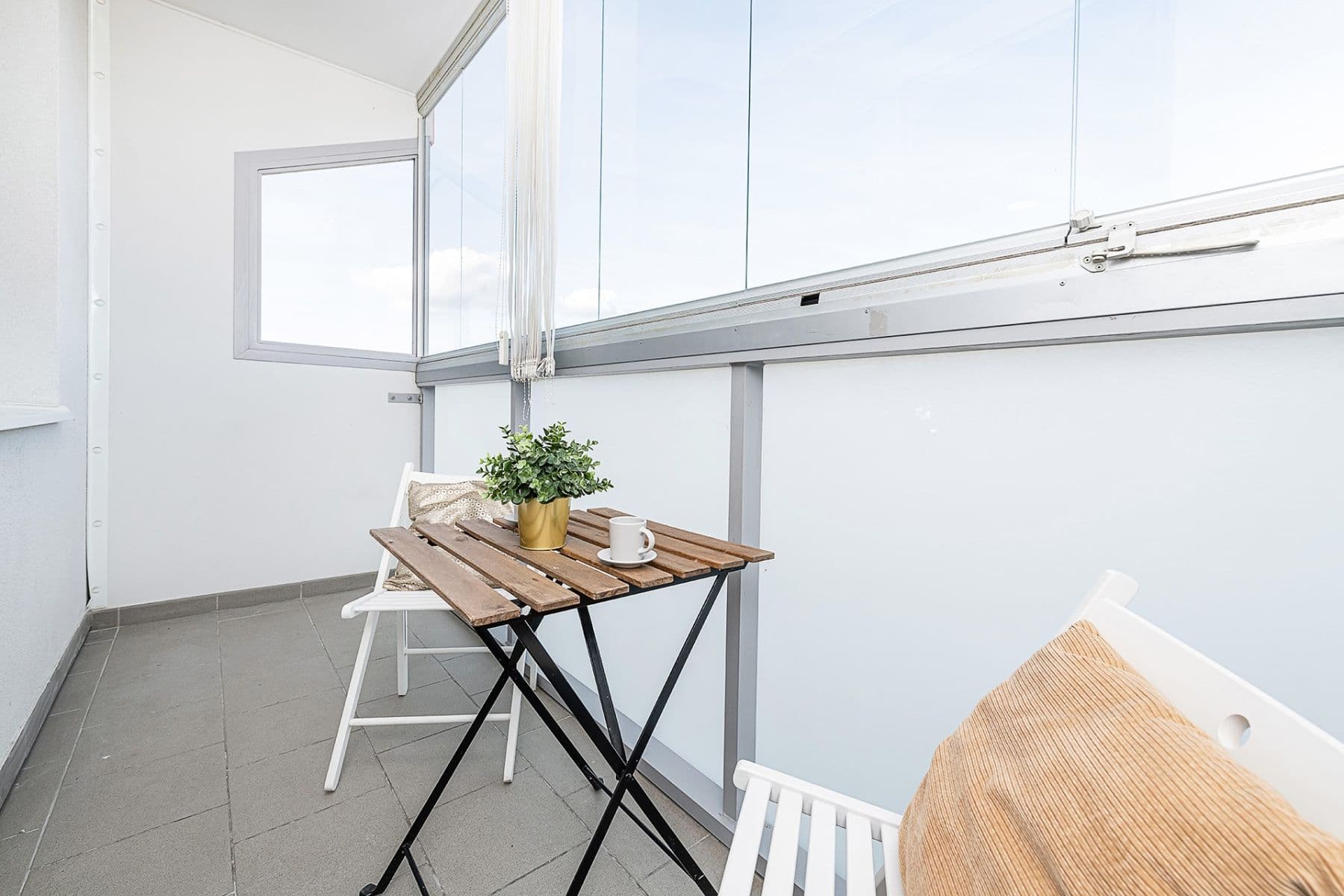 Predaj bytu 3-izbový 72 m², Rilská, Praha, Praha Predaj bytu 3-izbový 72 m², Rilská, Praha, Praha