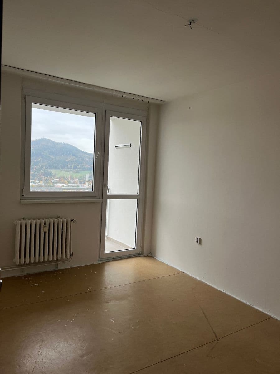 Prenájom bytu 1-izbový 40 m², Dvořákova, Děčín, Ústecký kraj Prenájom bytu 1-izbový 40 m², Dvořákova, Děčín, Ústecký kraj