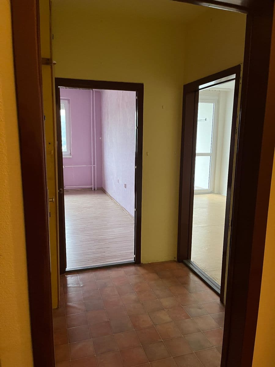 Prenájom bytu 1-izbový 40 m², Dvořákova, Děčín, Ústecký kraj Prenájom bytu 1-izbový 40 m², Dvořákova, Děčín, Ústecký kraj