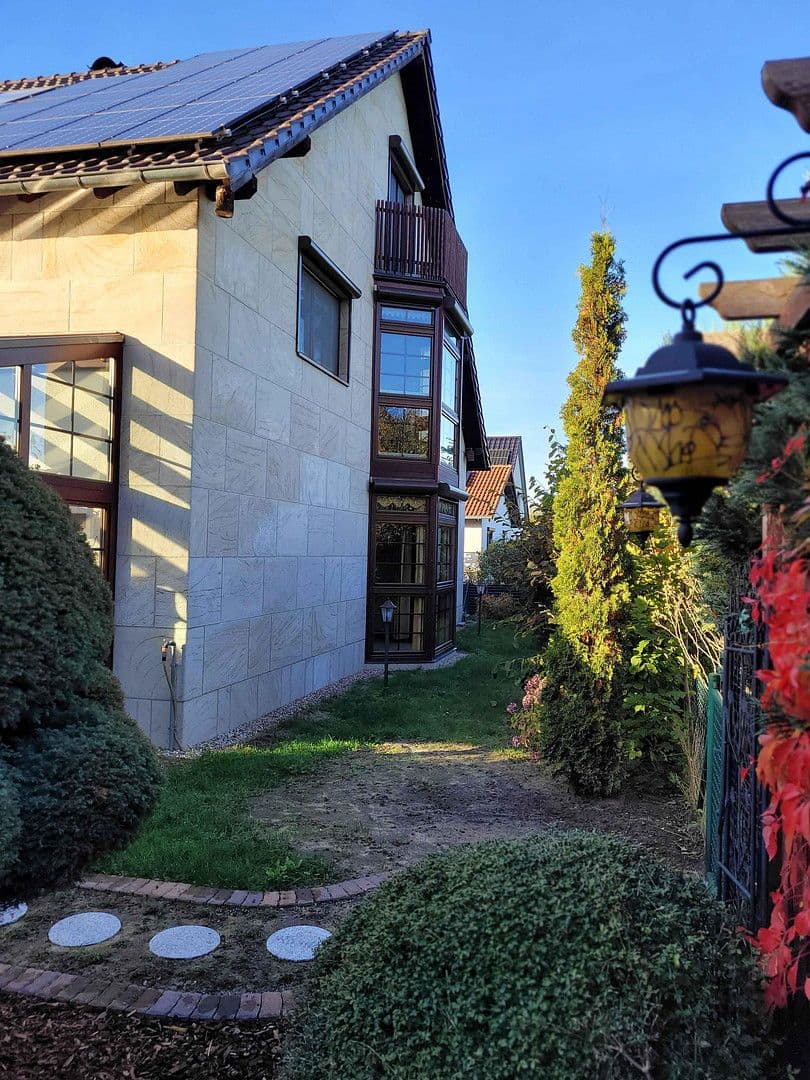 Predaj domu 311 m², pozemek 658 m², Kiebitzweg 12, Cottbus, Brandenbursko Predaj domu 311 m², pozemek 658 m², Kiebitzweg 12, Cottbus, Brandenbursko