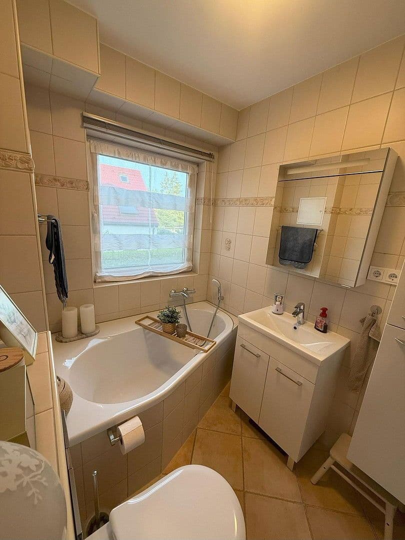 Predaj bytu 4-izbový 115 m², Berlin, Berlín Predaj bytu 4-izbový 115 m², Berlin, Berlín