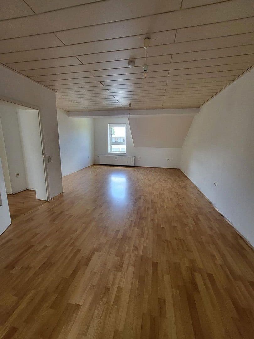 Prenájom bytu 4-izbový 115 m², Von Oven Str. 4, Gelsenkirchen, Severné Porýnie - Westfálsko Prenájom bytu 4-izbový 115 m², Von Oven Str. 4, Gelsenkirchen, Severné Porýnie - Westfálsko