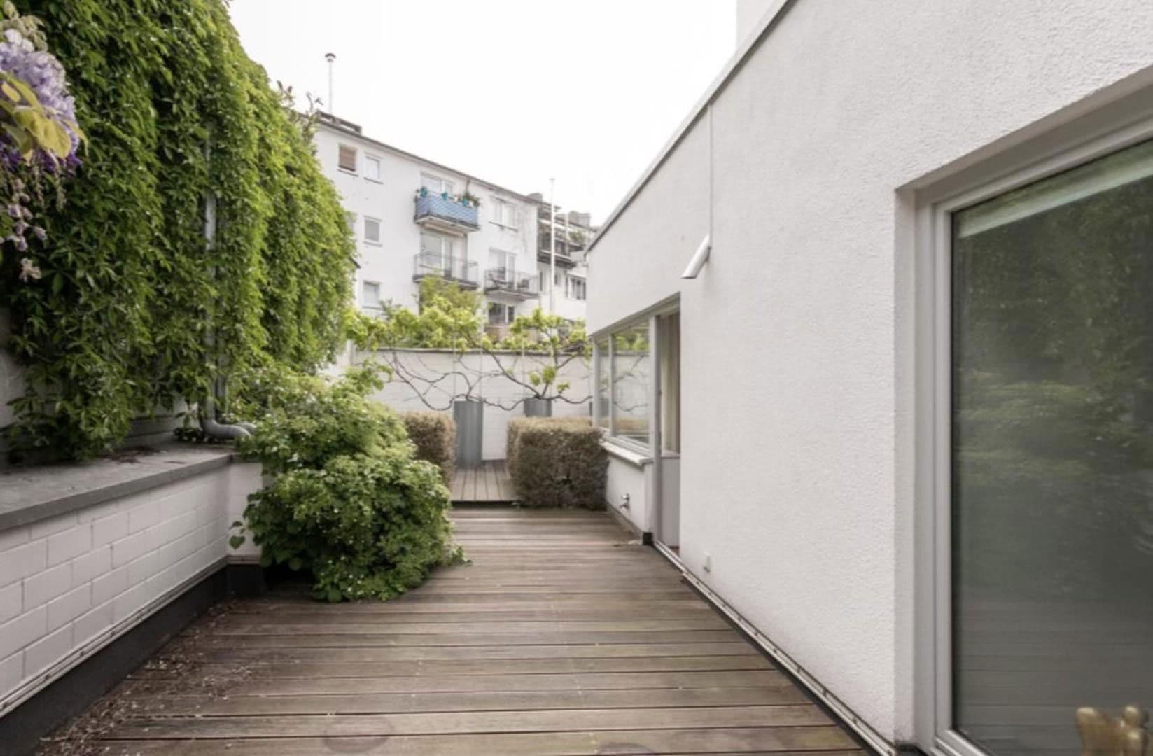 Prenájom bytu 1-izbový 40 m², Weyerstraße 54, Köln, Severné Porýnie - Westfálsko Prenájom bytu 1-izbový 40 m², Weyerstraße 54, Köln, Severné Porýnie - Westfálsko