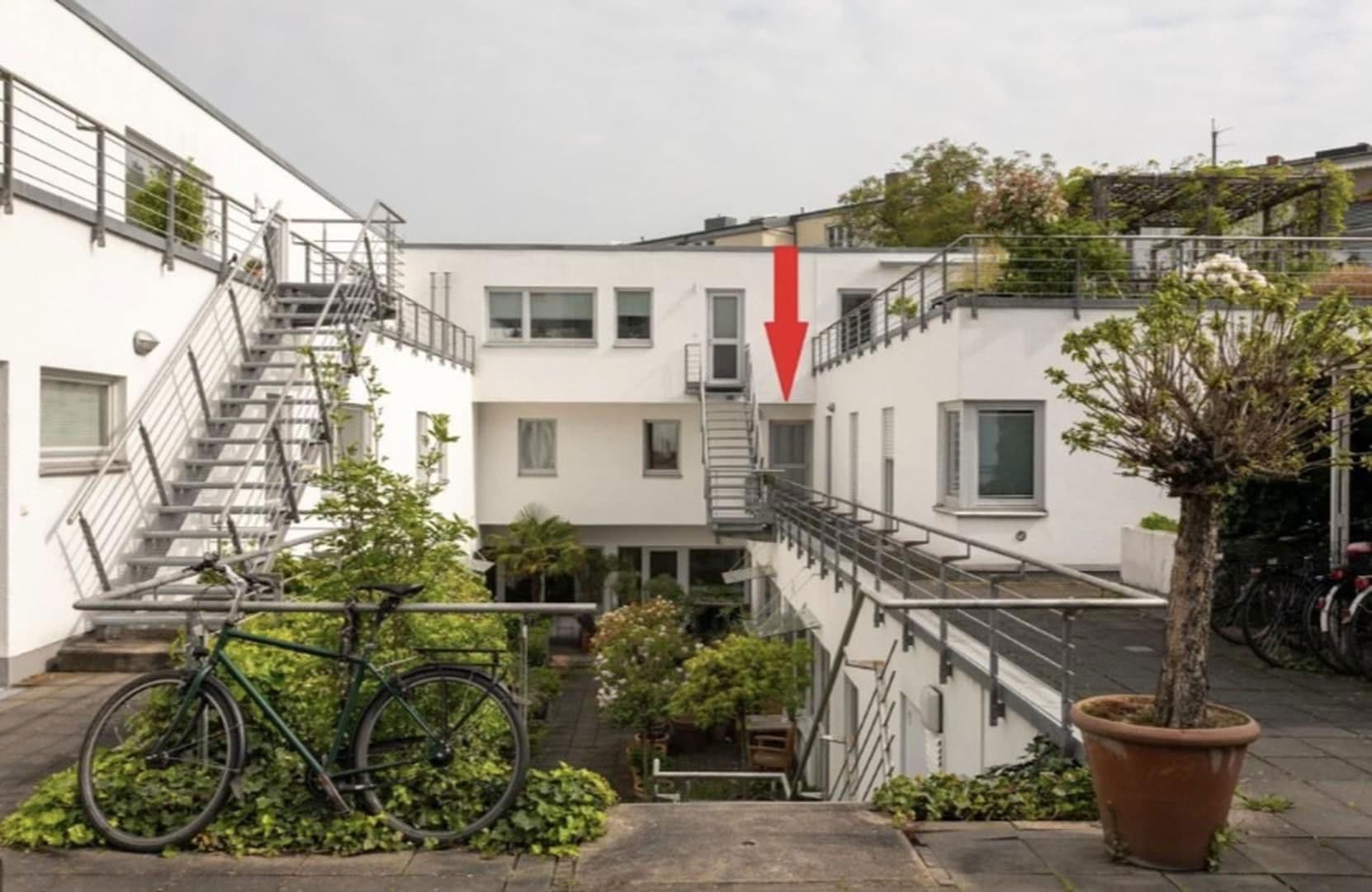 Prenájom bytu 1-izbový 40 m², Weyerstraße 54, Köln, Severné Porýnie - Westfálsko Prenájom bytu 1-izbový 40 m², Weyerstraße 54, Köln, Severné Porýnie - Westfálsko