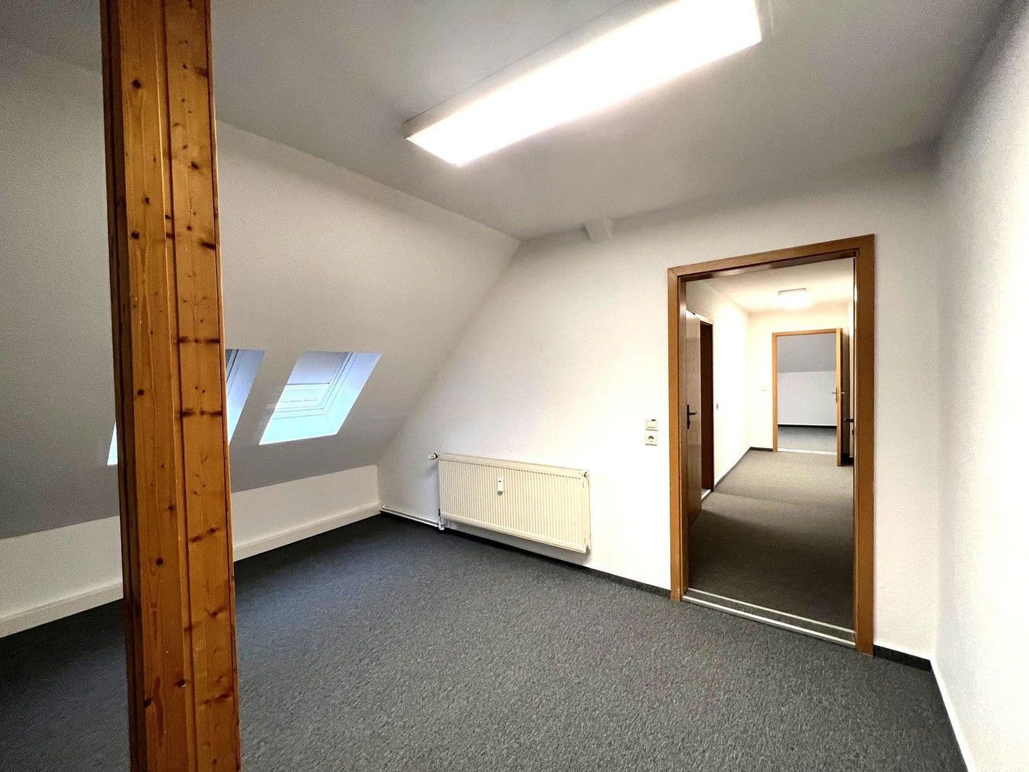 Prenájom kancelárie 510 m², Straße der Glasmacher 1, Weißwasser/O.L. - Běła Woda, Sasko Prenájom kancelárie 510 m², Straße der Glasmacher 1, Weißwasser/O.L. - Běła Woda, Sasko